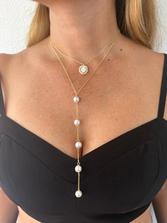 Luna Pearl Necklace