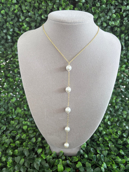 Luna Pearl Necklace